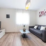 Niki Apartamento *